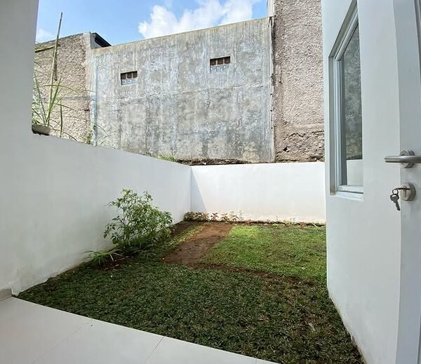 Rumah jadi halaman belakangjpg