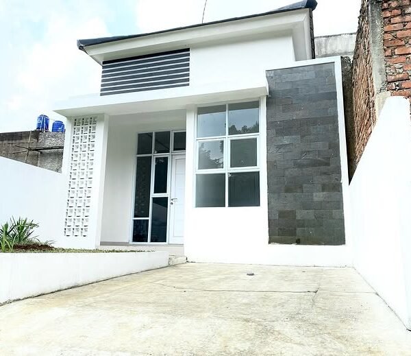 Rumah jadi teras depan