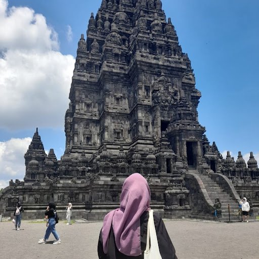 Irawati Dewi